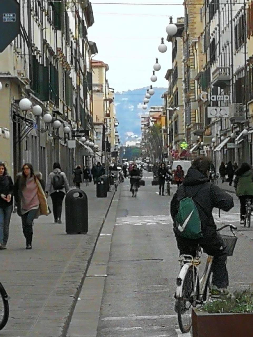 B&B Metropolis Livorno Exterior photo